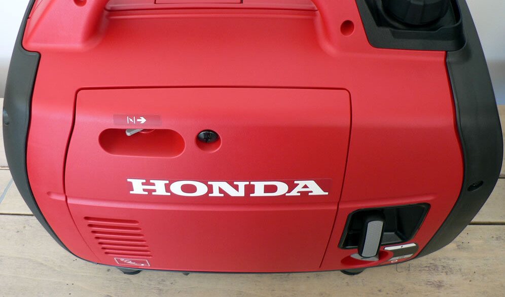 Інверторний генератор Honda EU22IT G — фото 7