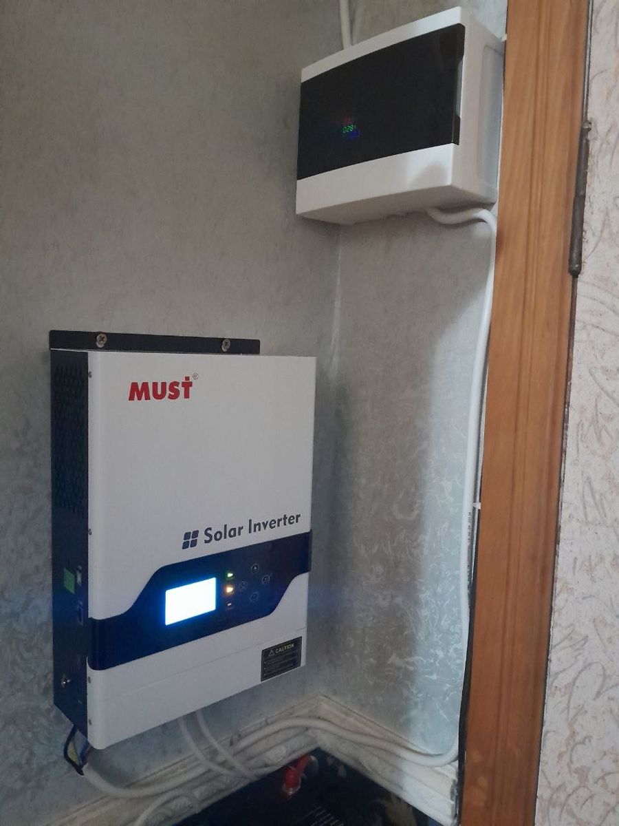Гібридний інвертор Must PV18-3024VPM, 24 В, 3000 Вт (безперебійник, UPS, ДБЖ) — фото 6