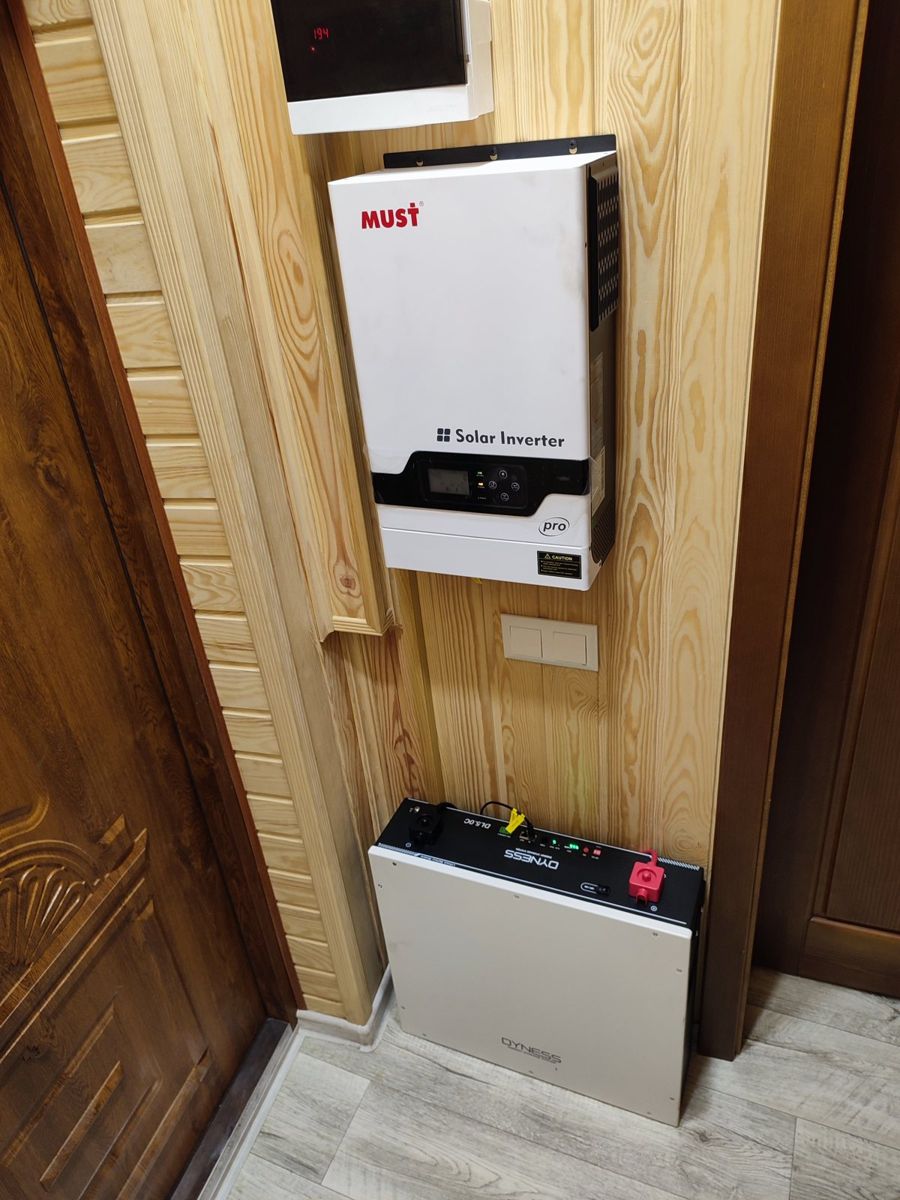Гібридний інвертор Must PV18-5248PRO, 48 В, 80 А, 5200 Вт (безперебійник, UPS, ДБЖ) — фото 7